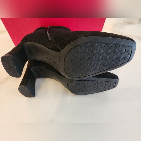 Black Low Boots by Kelly & Katie Branina Booties...New In Box! - Picture 10 of 13